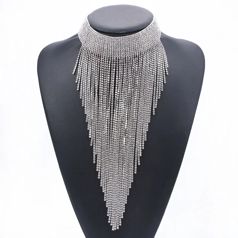 Luxury Full Chain Tassel Choker Women Long Pendants Jewelry Ethnic Indian Large Necklace 
Luxury Full Chain Tassel Choker Women Long Pendants Jewelry Ethnic Indian Large Necklace