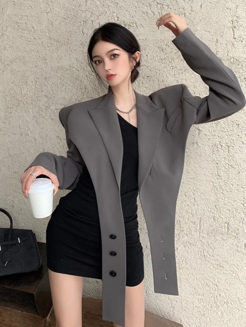 Women Suit Jacket Short Fashion Irregular Gray Female Blazer Set Spring Summer Thin 2021 New Black Oblique Shoulder Sexy Dress
Women Suit Jacket Short Fashion Irregular Gray Female Blazer Set Spring Summer Thin 2021 New Black Oblique Shoulder Sexy Dress
