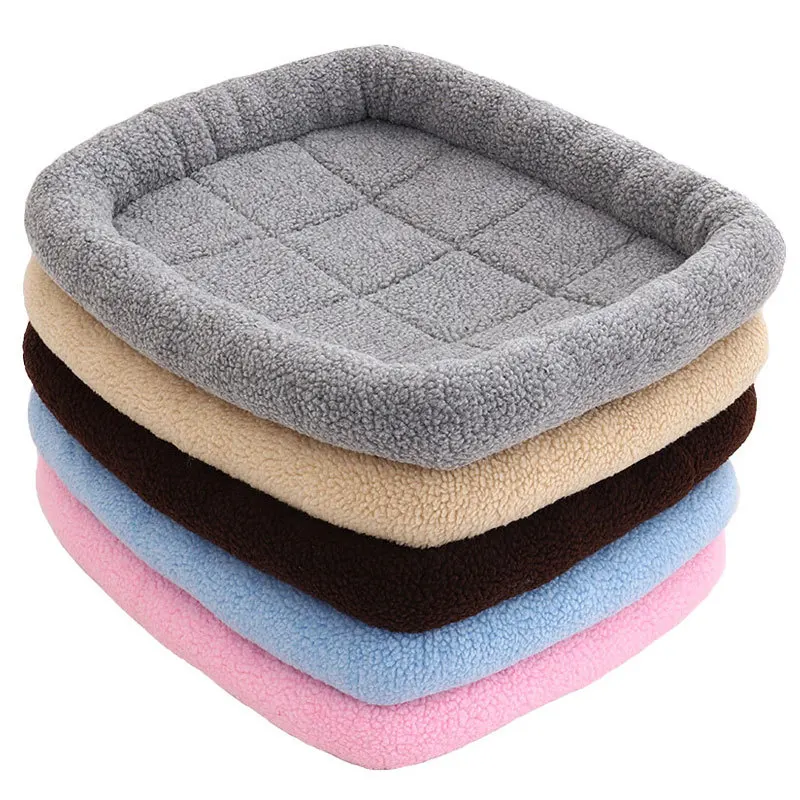 Dog Kennel Imitation Lamb Wool Pet Mat Winter Dog Mat Warm Cat Blanket Small and Medium-sized Dog Pet Supplies
Dog Kennel Imitation Lamb Wool Pet Mat Winter Dog Mat Warm Cat Blanket Small and Medium-sized Dog Pet Supplies