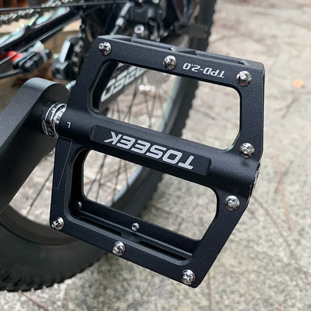 TOSEEK 1Pair Bicycle MTB Road Folding Bike Pedals Aluminum Flat Platform Pedals Mountain Cycling Ball Bearing Pedals
TOSEEK 1Pair Bicycle MTB Road Folding Bike Pedals Aluminum Flat Platform Pedals Mountain Cycling Ball Bearing Pedals