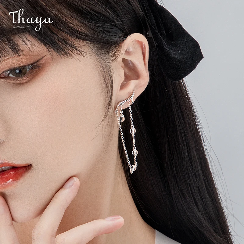 Thaya Original Design Elegant Women Earring 925 Silver Needle Stud Tassel Earring Transparent Crystal Chain Earring For Women
Thaya Original Design Elegant Women Earring 925 Silver Needle Stud Tassel Earring Transparent Crystal Chain Earring For Women
