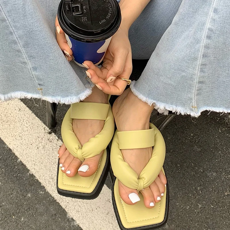 2021 Summer Woman Slippers 2021 Fashion Flip Flops Shoes Ladies Slides Female Outdoor Flat With Slippers Woman Sandals Shoes
2021 Summer Woman Slippers 2021 Fashion Flip Flops Shoes Ladies Slides Female Outdoor Flat With Slippers Woman Sandals Shoes