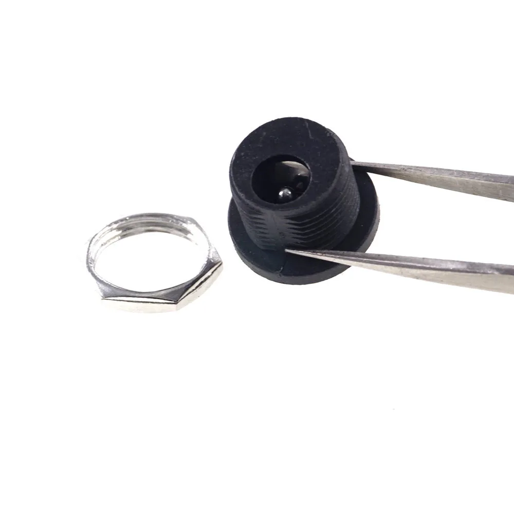 10 Pcs Panel Mount Screw DC Power Socket Center Pin 2.0MM Diameter 5.5x2.1 Vertical Jack Connector DC-021 
10 Pcs Panel Mount Screw DC Power Socket Center Pin 2.0MM Diameter 5.5x2.1 Vertical Jack Connector DC-021