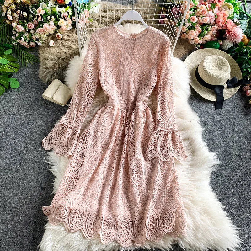 Spring 2022 New Fashion Round Neck Hollow-out Long Sleeve High Waist Thin Lace Dress Elegant Flare Sleeve Dress Inner Wear Women
Spring 2022 New Fashion Round Neck Hollow-out Long Sleeve High Waist Thin Lace Dress Elegant Flare Sleeve Dress Inner Wear Women