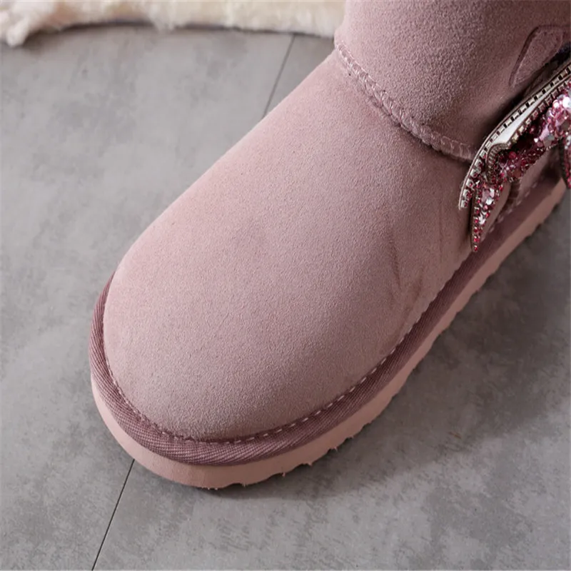 New Blinging Bowknot 2020 Nice 100% Genuine Sheepskin Leather Woman Snow Boots Natural Fur Women's Boots Warm Wool Winter Boots
New Blinging Bowknot 2020 Nice 100% Genuine Sheepskin Leather Woman Snow Boots Natural Fur Women's Boots Warm Wool Winter Boots
