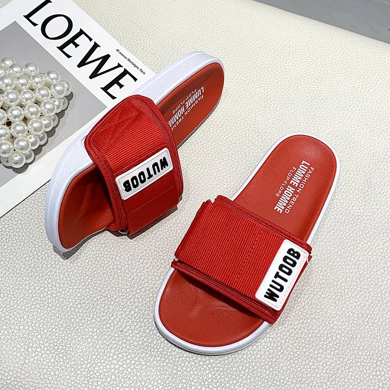 2021 Summer New Fashion Beach Tide Women Sandals Men and Women Lovers Beach Slippers Light and Comfortable Men Slippers
2021 Summer New Fashion Beach Tide Women Sandals Men and Women Lovers Beach Slippers Light and Comfortable Men Slippers