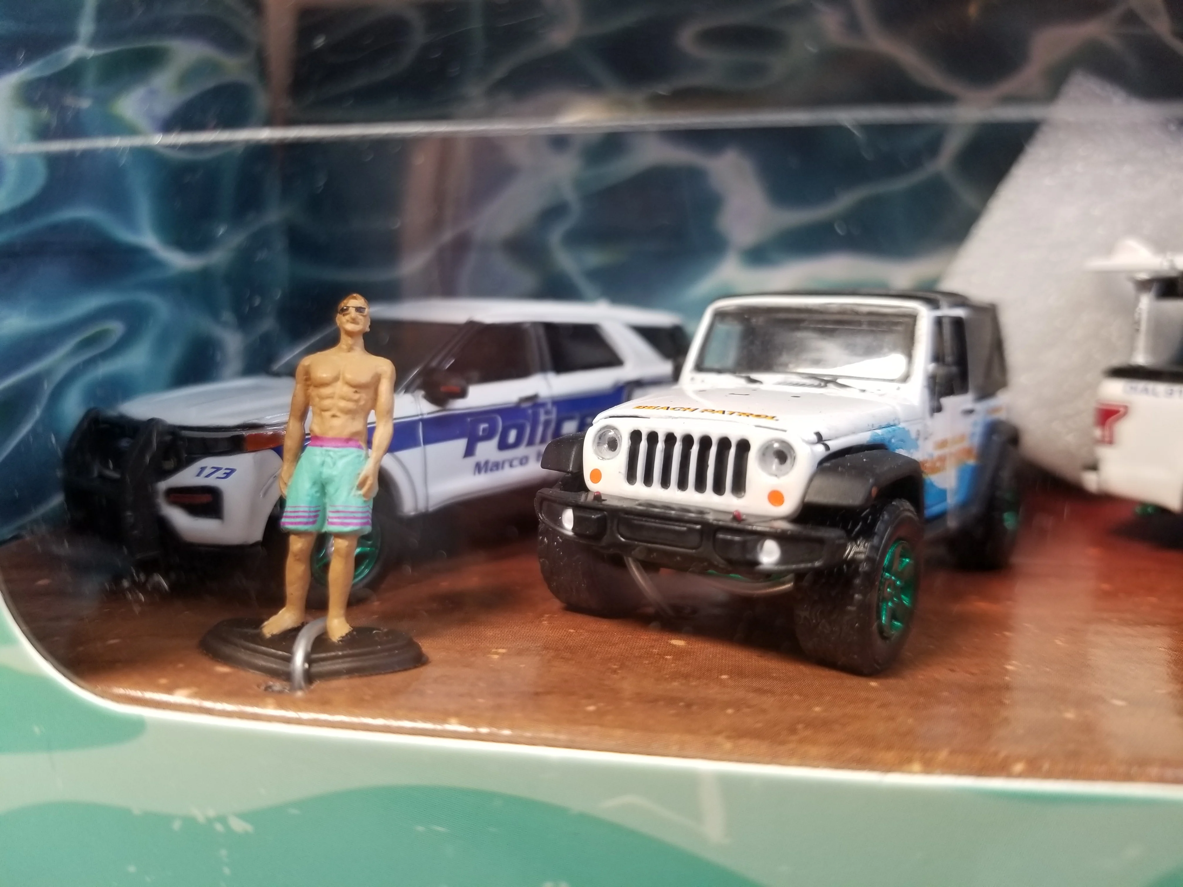 Специальный выпуск, зеленый свет 1/64, Флорида, лето, Bash, Марко, остров, Jeep, Ford 58053, литые модели автомобилей, коллекция ограничена
Специальный выпуск, зеленый свет 1/64, Флорида, лето, Bash, Марко, остров, Jeep, Ford 58053, литые модели автомобилей, коллекция ограничена