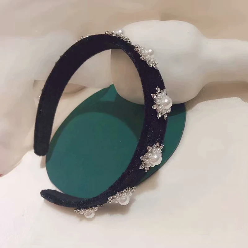 

Retro Bling Rhinestones Snowflake Hair Hoop Hair Accessories Temperament Black Velvet Bowknot Wide Brimmed Hair Band for Women