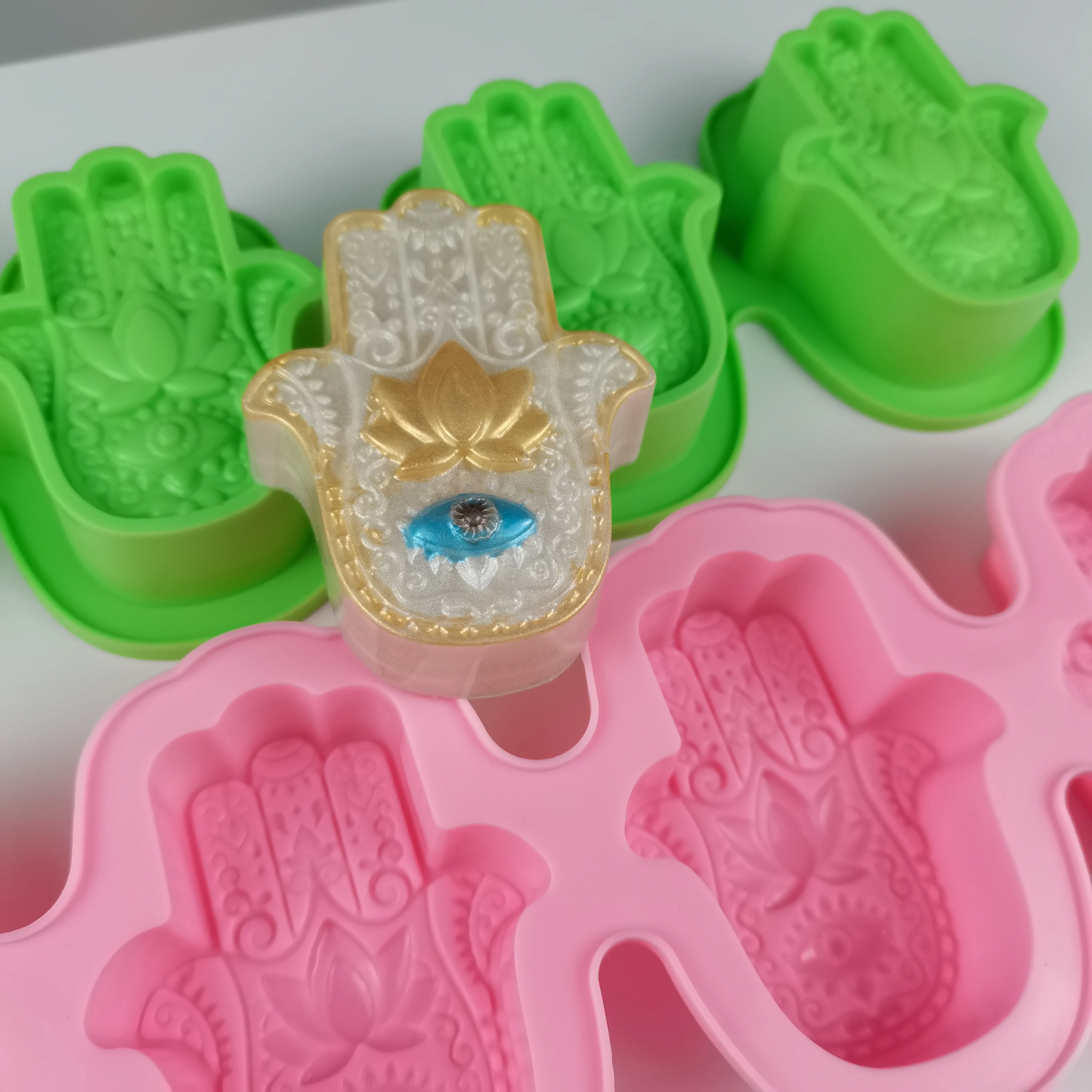PRZY 4 Cavities HAMSA Lotus In The Palm Silicone Soap Mold Khamsah DIY Mold Silicone For Soap Making Hand Of Fatima Mascot Mold
PRZY 4 Cavities HAMSA Lotus In The Palm Silicone Soap Mold Khamsah DIY Mold Silicone For Soap Making Hand Of Fatima Mascot Mold