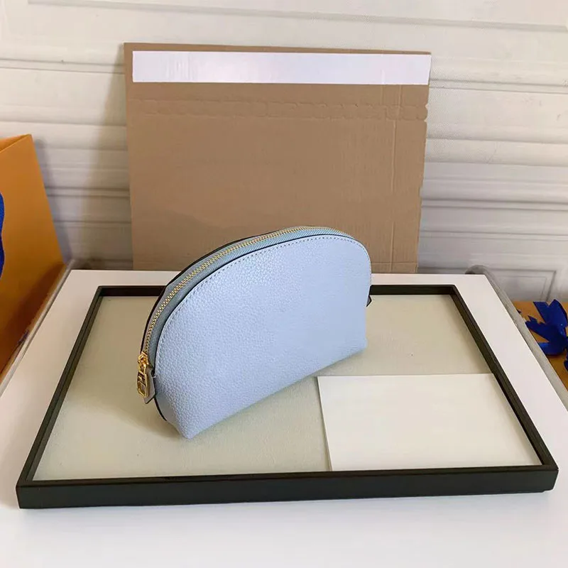 2021 New women's hand bag Cosmetic Bag Storage Bag Portable Large Capacity Cosmetic Bags Female Handbag
2021 New women's hand bag Cosmetic Bag Storage Bag Portable Large Capacity Cosmetic Bags Female Handbag