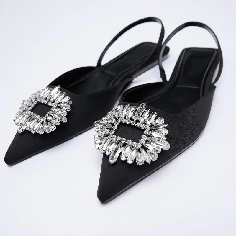 Women's Shoes 2021 Summer New Style Rhinestone Pointed Flat Bottom Temperament Muller Shoes Baotou Sandals Stiletto Shoes 
Women's Shoes 2021 Summer New Style Rhinestone Pointed Flat Bottom Temperament Muller Shoes Baotou Sandals Stiletto Shoes