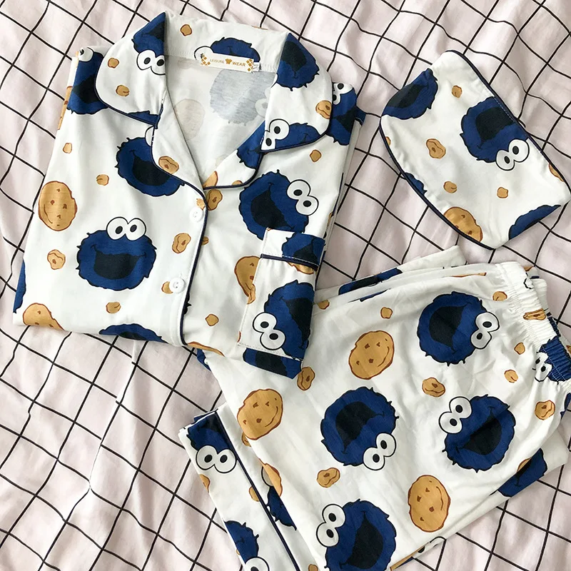 Anime patterns Women's long Sleeve pants Sleepwear Two Piece Pajama Set Button Down Nightwear Lounge Sets Soft Cotton Nightwear 
Anime patterns Women's long Sleeve pants Sleepwear Two Piece Pajama Set Button Down Nightwear Lounge Sets Soft Cotton Nightwear