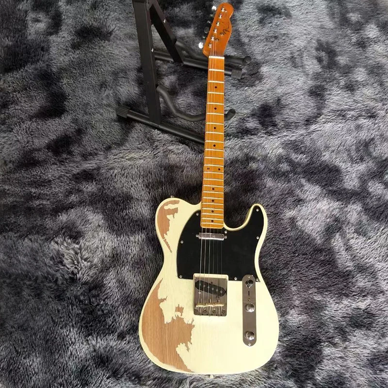 Classic old electric guitar, selected quality wood, excellent timbre, worth taking home, free delivery
Classic old electric guitar, selected quality wood, excellent timbre, worth taking home, free delivery