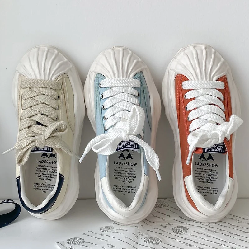 Novel Peculiar Women Platform Sneakers Round Head Design Personality Hip Hop Lace-up Solid Color Non-slip Casual 2021 Girl Shoes
Novel Peculiar Women Platform Sneakers Round Head Design Personality Hip Hop Lace-up Solid Color Non-slip Casual 2021 Girl Shoes