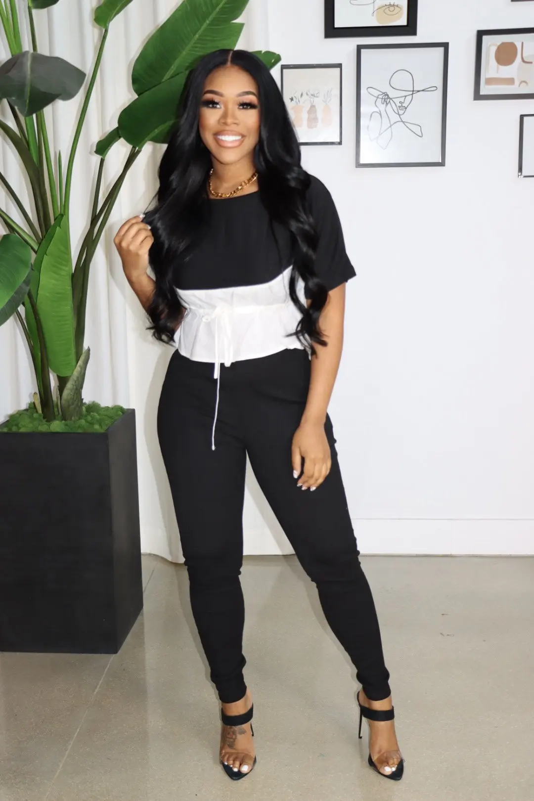 Повседневный комплект из двух предметов на шнуровке, новинка, женская трикотажная одежда с коротким рукавом в европейском и американском с...
Повседневный комплект из двух предметов на шнуровке, новинка, женская трикотажная одежда с коротким рукавом в европейском и американском с...