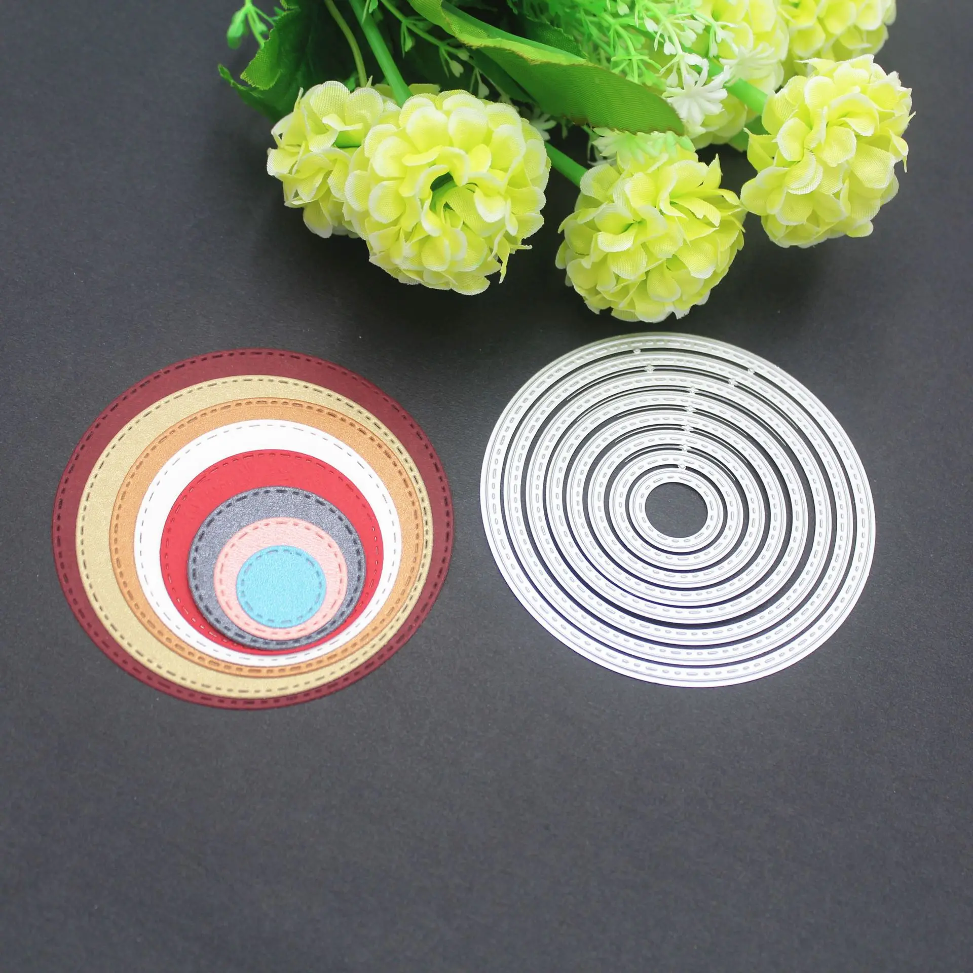 Christmas Cut Die 8-layer Circle Border Round Frame Metal Cutting Dies Diy Molds Scrapbooking Paper Making Die Cuts Craft
Christmas Cut Die 8-layer Circle Border Round Frame Metal Cutting Dies Diy Molds Scrapbooking Paper Making Die Cuts Craft