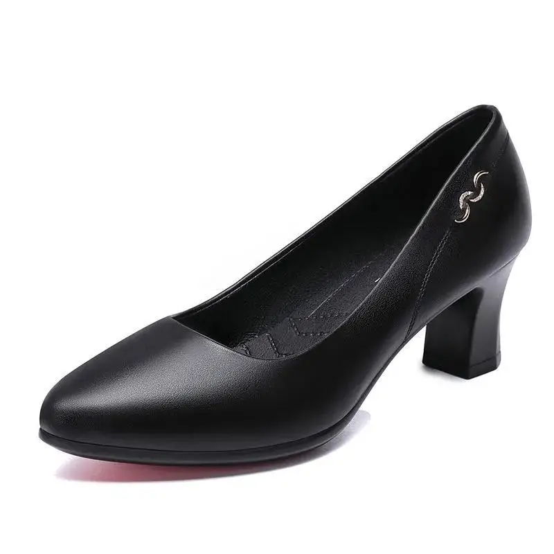 Cresfimix Sapatos Femininas Female Classic High Quality Black Pu Leather Spring Slip on High Heel Shoes Women Casual Pumps A9681
Cresfimix Sapatos Femininas Female Classic High Quality Black Pu Leather Spring Slip on High Heel Shoes Women Casual Pumps A9681