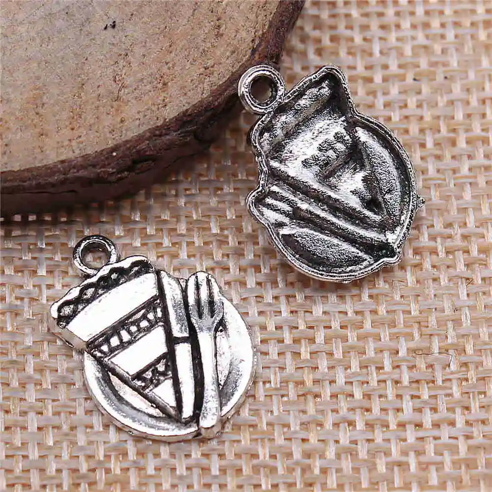 Handmade Pendants For Jewelry Accessories 10pcs Cake Charms 20x14mm Antique Silver Plated
Handmade Pendants For Jewelry Accessories 10pcs Cake Charms 20x14mm Antique Silver Plated