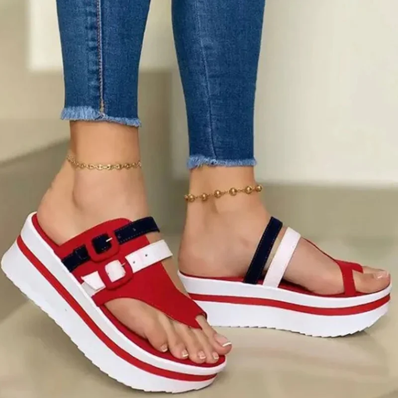 Plus Size Female Beach Flip Flops 2021 New Summer Women Slippers Platform Clip Toe Footwear Ladies Sandals Buckle Fashion Casual
Plus Size Female Beach Flip Flops 2021 New Summer Women Slippers Platform Clip Toe Footwear Ladies Sandals Buckle Fashion Casual