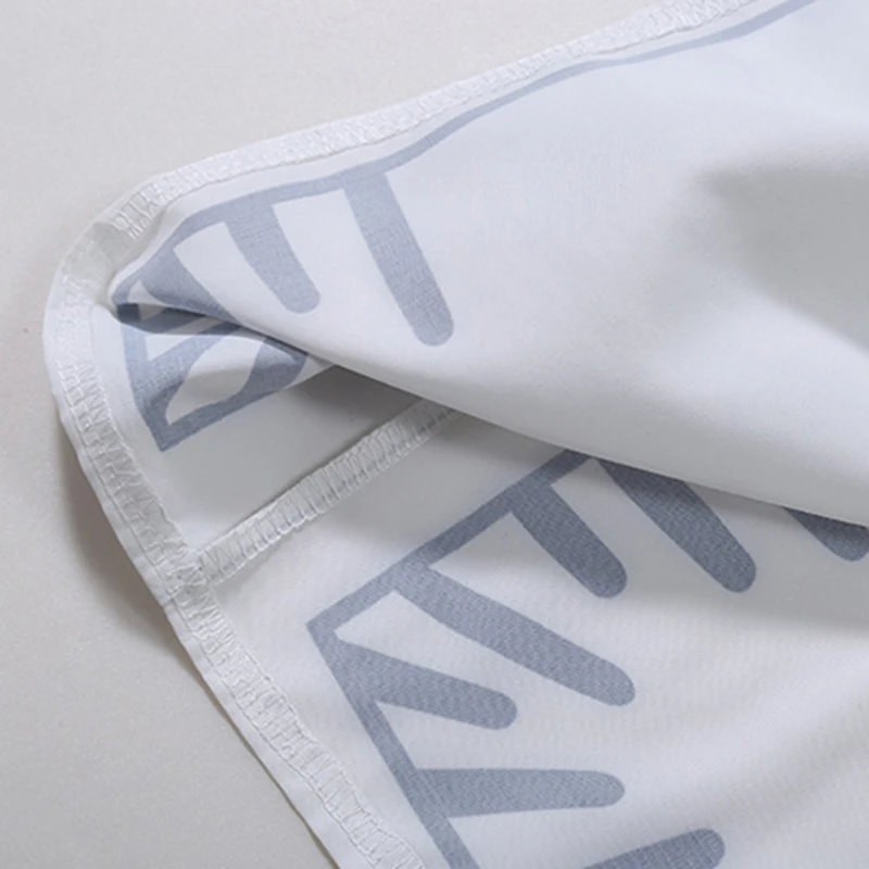 CHICEVER Korean White T Shirts For Women Lapel Long Sleeve Hit Color Loose Striped Designer T Shirt Female 2021 Spring Clothing 
CHICEVER Korean White T Shirts For Women Lapel Long Sleeve Hit Color Loose Striped Designer T Shirt Female 2021 Spring Clothing