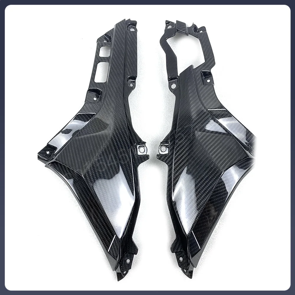Suitable for motorcycle accessories Kawasaki zx25r modified rectifier cover carbon fiber shell 2020+
Suitable for motorcycle accessories Kawasaki zx25r modified rectifier cover carbon fiber shell 2020+