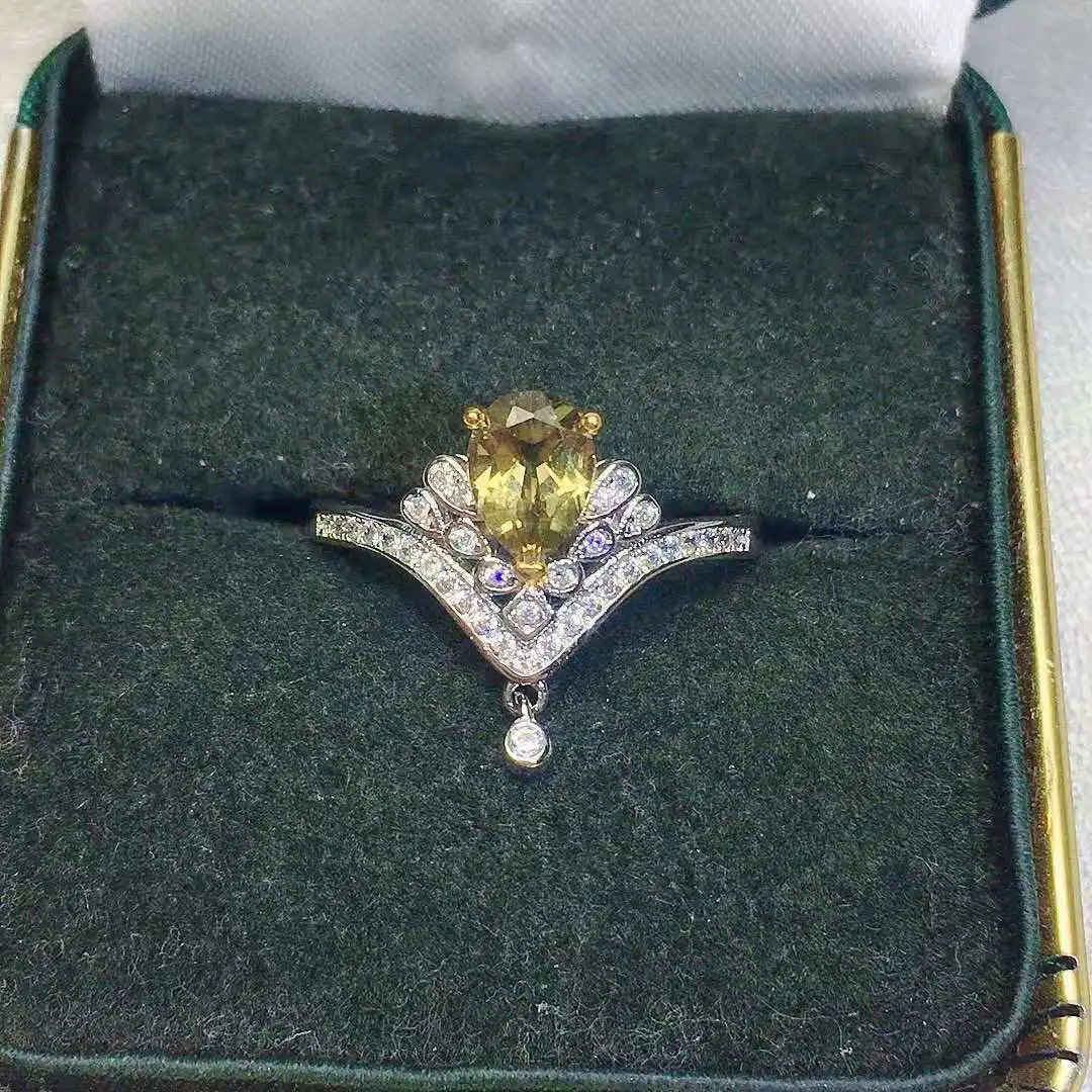 Luxury Silver Color Ring Jewelry Olive Green Cubic Zirconia Pendant Ring Vintage Fashion Crown Open Ring Wedding Jewelry Gift
Luxury Silver Color Ring Jewelry Olive Green Cubic Zirconia Pendant Ring Vintage Fashion Crown Open Ring Wedding Jewelry Gift