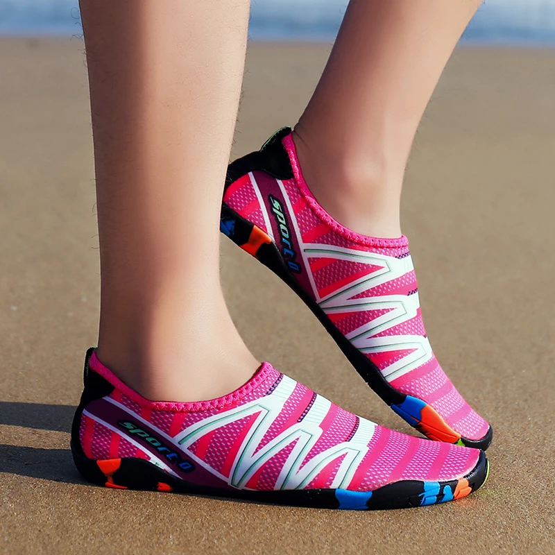 Men Women Aqua Shoes Sneakers Quick Dry Swimming Footwear Unisex Outdoor Breathable Upstream Beach Shoes Zapatos
Men Women Aqua Shoes Sneakers Quick Dry Swimming Footwear Unisex Outdoor Breathable Upstream Beach Shoes Zapatos