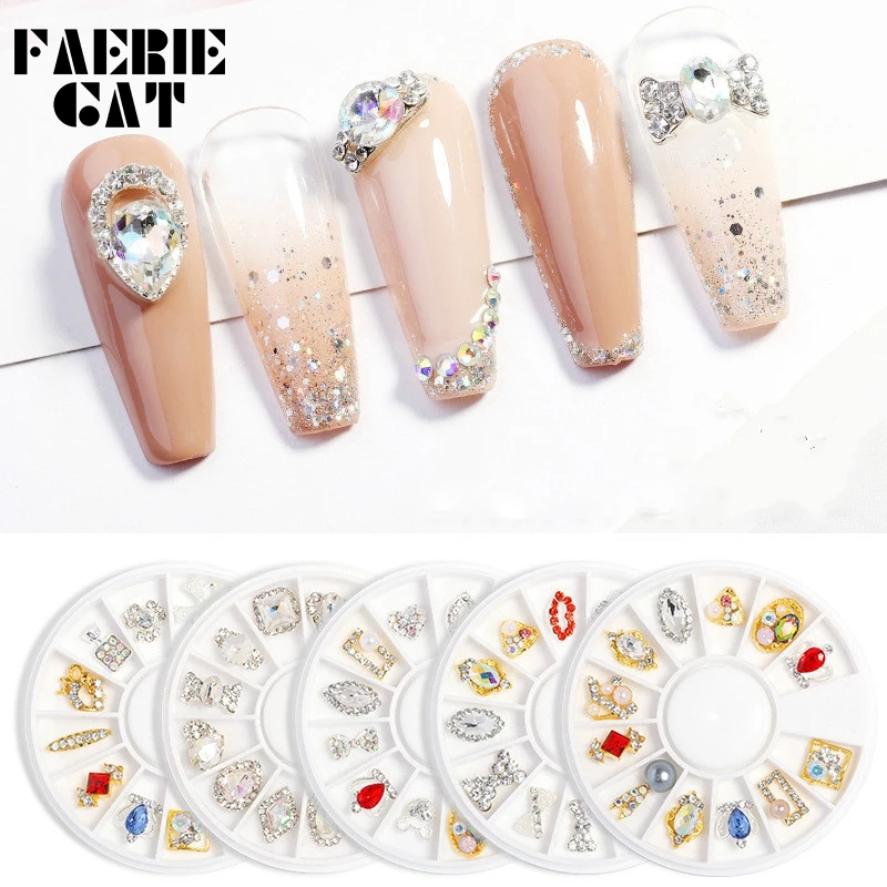 1 Box Charm Nail Art Alloy Jewelry Rhinestones Symphony Glass Diamond Punk Style Crystal Bow Crown DIY Nail Decorations In Wheel
1 Box Charm Nail Art Alloy Jewelry Rhinestones Symphony Glass Diamond Punk Style Crystal Bow Crown DIY Nail Decorations In Wheel
