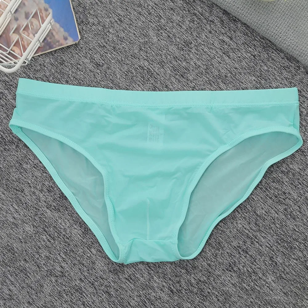 Hot New Mens Sexy Ice Silk Underwear Briefs Men Ultra Thin Transparent Comfortable Panties Low Rise Male Mini Underpant
Hot New Mens Sexy Ice Silk Underwear Briefs Men Ultra Thin Transparent Comfortable Panties Low Rise Male Mini Underpant