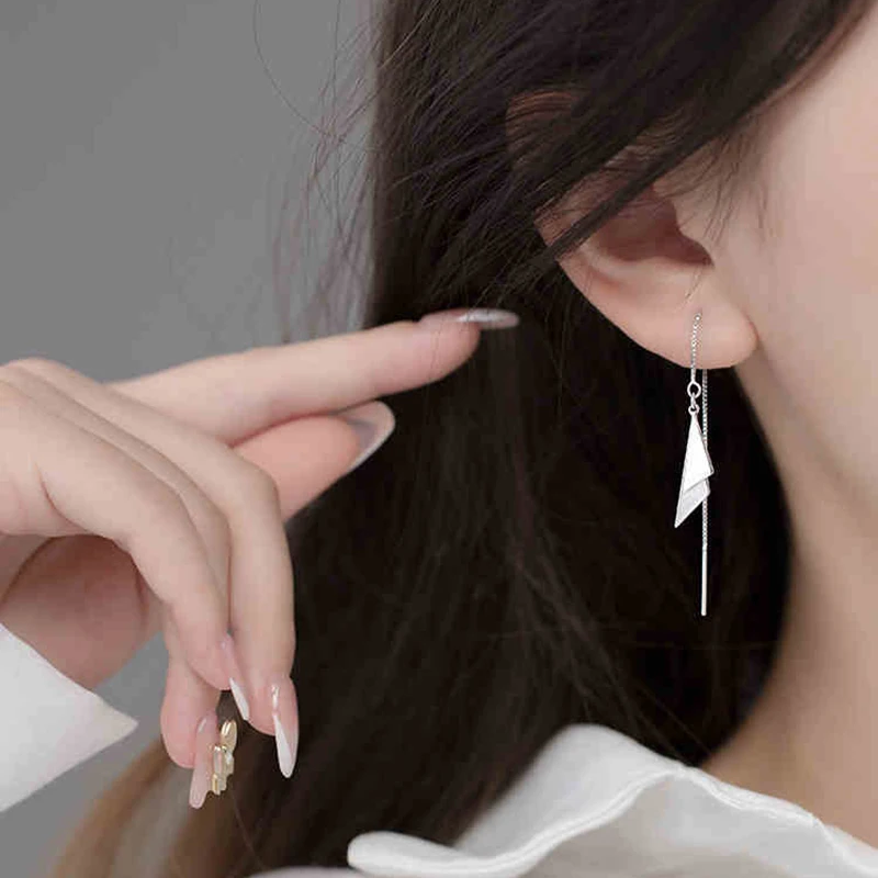 Triangle Long Ear Line Simple Threader Chain Silver Color Copper Dangle Earrings For Women Men Korean Fashion Jewelry Gifts
Triangle Long Ear Line Simple Threader Chain Silver Color Copper Dangle Earrings For Women Men Korean Fashion Jewelry Gifts