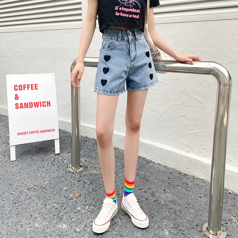 Slim Streetwear Denim Shorts Women New Vogue Print Heart Chic High Waist Biker Shorts Jeans Fad Summer Korean Style Ladies
Slim Streetwear Denim Shorts Women New Vogue Print Heart Chic High Waist Biker Shorts Jeans Fad Summer Korean Style Ladies