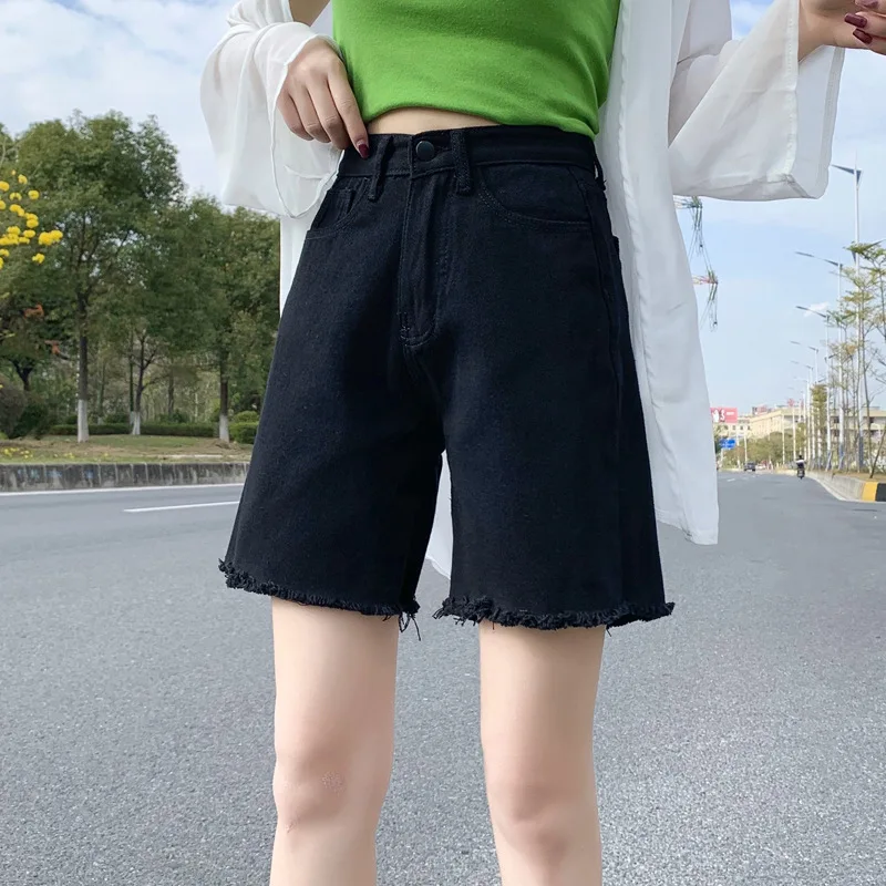 Burrs Jeans Women Shorits High Waist Wide Leg Straight New Fashion Five-point Denim Short Washed Sexy Summer Female Clothing 
Burrs Jeans Women Shorits High Waist Wide Leg Straight New Fashion Five-point Denim Short Washed Sexy Summer Female Clothing