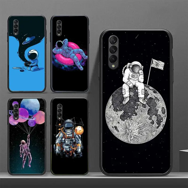 Cartoon Space Astronaut Phone Case for Samsung Galaxy J2 J4 J5 J6 J7 J8 Note5 7 8 9 10 20 prime plus lite ultra pro Fundas cover
Cartoon Space Astronaut Phone Case for Samsung Galaxy J2 J4 J5 J6 J7 J8 Note5 7 8 9 10 20 prime plus lite ultra pro Fundas cover