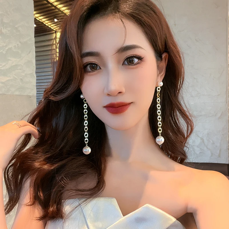 Trendy Elegant Simulated Pearl Stud Earrings Fashion Long Statement Drop Earrings for Womenn Party Wedding Female Jewelry
Trendy Elegant Simulated Pearl Stud Earrings Fashion Long Statement Drop Earrings for Womenn Party Wedding Female Jewelry