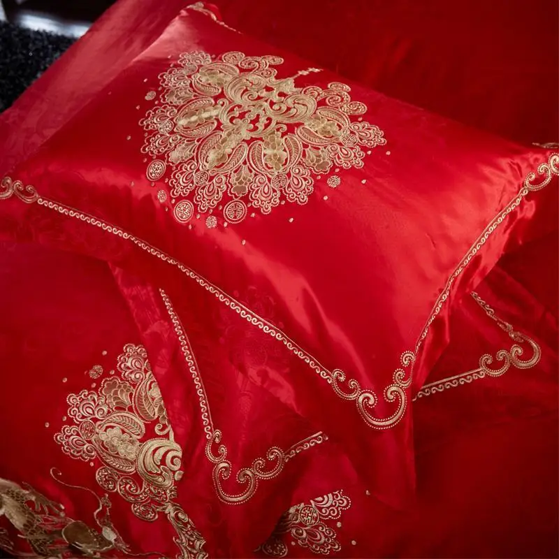 Luxury 80S Silk Cotton Jacquard Wedding Bedding set Gold Embroidery Duvet Cover Bed Sheet Pillowcases Queen King size 4/6/8/9pcs 
Luxury 80S Silk Cotton Jacquard Wedding Bedding set Gold Embroidery Duvet Cover Bed Sheet Pillowcases Queen King size 4/6/8/9pcs