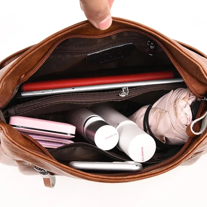 Elegant Quality Leather Women's Shoulder Bag Casual Style Wild Travel Messenger Bag Ladies Solid Color Portable Crossbody Bags
Elegant Quality Leather Women's Shoulder Bag Casual Style Wild Travel Messenger Bag Ladies Solid Color Portable Crossbody Bags