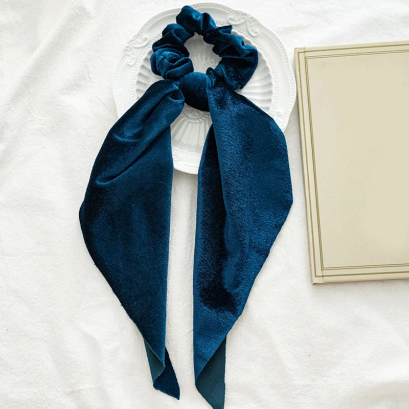 Velvet Scrunchies Elastic Hair Bands Ponytail Hair Tie Solid Color Long Streamers Bow Hair Scarf Fashion Women Hair Accessories 
Velvet Scrunchies Elastic Hair Bands Ponytail Hair Tie Solid Color Long Streamers Bow Hair Scarf Fashion Women Hair Accessories