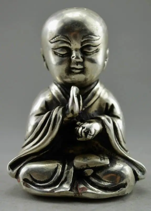 Collectible Decorated Old Handwork Tibet Silver Carved Monk Prayer decoration Statue metal handicraft
Collectible Decorated Old Handwork Tibet Silver Carved Monk Prayer decoration Statue metal handicraft