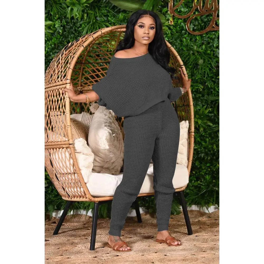 Winter Women 2 Piece Sweater Sets Round-neck Long Bat Sleeve Pullover Tops and Warm Slim Trousers Knitted Outwear Sweater Suit
Winter Women 2 Piece Sweater Sets Round-neck Long Bat Sleeve Pullover Tops and Warm Slim Trousers Knitted Outwear Sweater Suit