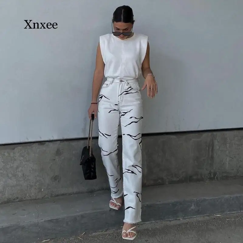 Women Y2K Zebra Printed Denim Wide Leg Trousers High Waist Jeans 90S Vintage Hip Hop Streetwear Fashion Casual Straight Pants
Women Y2K Zebra Printed Denim Wide Leg Trousers High Waist Jeans 90S Vintage Hip Hop Streetwear Fashion Casual Straight Pants