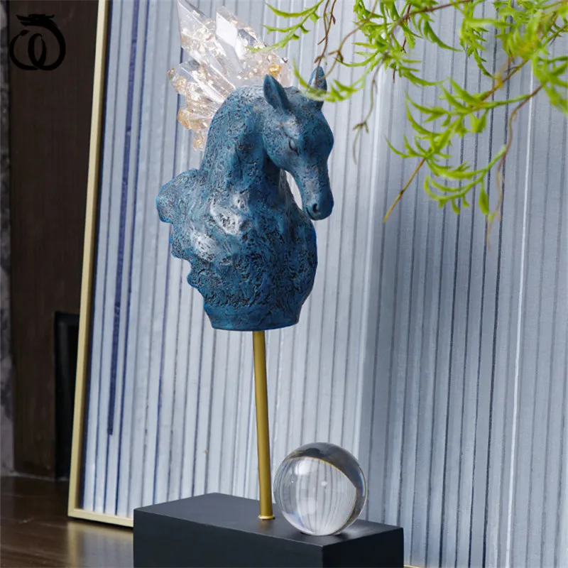 WU CHEN LONG New Chinese Abstract Creative Horse Art Sculpture Luxurious Animal Figurines Resin Crafts Office Decoration R6337
WU CHEN LONG New Chinese Abstract Creative Horse Art Sculpture Luxurious Animal Figurines Resin Crafts Office Decoration R6337
