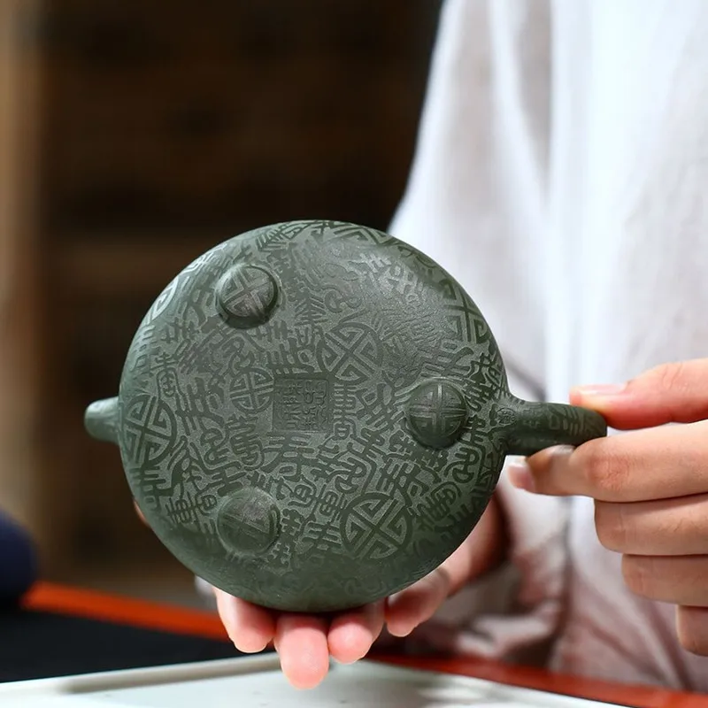 260ml Boutique Yixing Purple Clay Teapot Raw Ore Green Mud Stone Scoop Tea Pot Zisha Filter Kettle Tea Sets Collection Gifts
260ml Boutique Yixing Purple Clay Teapot Raw Ore Green Mud Stone Scoop Tea Pot Zisha Filter Kettle Tea Sets Collection Gifts