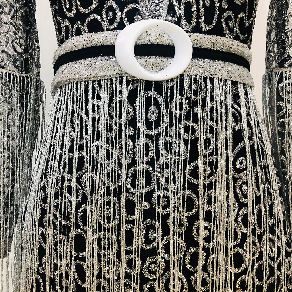 Deep V Sequins Dress Women Tassel Long Sleeve Gray Long Dresses Ladies Cocktail Nightclub Party Dress Vestidos 1.14
Deep V Sequins Dress Women Tassel Long Sleeve Gray Long Dresses Ladies Cocktail Nightclub Party Dress Vestidos 1.14