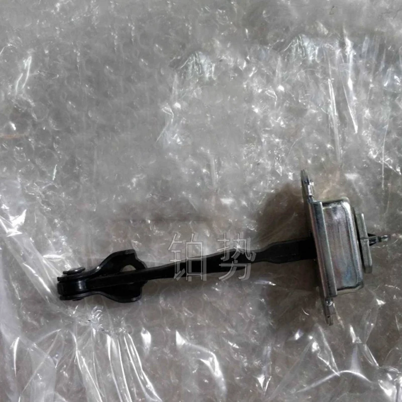 Автомобильный держатель позиционирования двери слегка подключен 2005-Nis sanT iida 1.6J MT 1.6L передняя дверь петля стопор дверной шарнир буфер
Автомобильный держатель позиционирования двери слегка подключен 2005-Nis sanT iida 1.6J MT 1.6L передняя дверь петля стопор дверной шарнир буфер