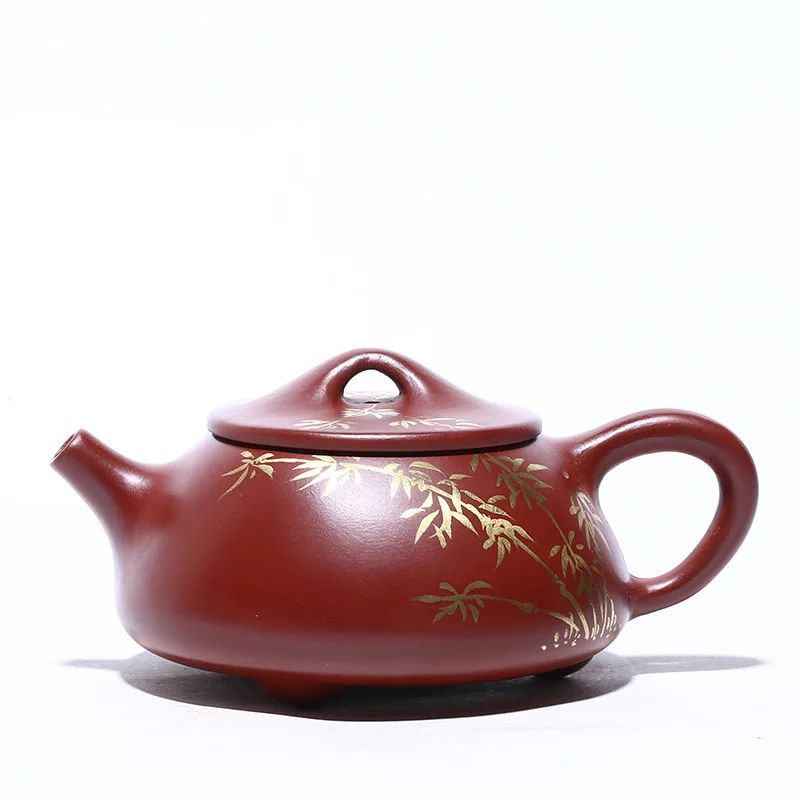 Yixing Raw Ore Bright Red Robe Dark-red Enameled Pottery Teapot Famous Manual Bamboo Shadow Stone Teapot Tea Set
Yixing Raw Ore Bright Red Robe Dark-red Enameled Pottery Teapot Famous Manual Bamboo Shadow Stone Teapot Tea Set
