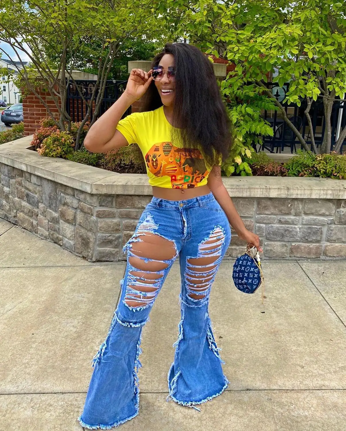 High Waist Blue Hollow Out Ripped Jean for Women Casual Sexy Skinny Bell Bottom Trouser Streetwear Lady Flare Denim Pants
High Waist Blue Hollow Out Ripped Jean for Women Casual Sexy Skinny Bell Bottom Trouser Streetwear Lady Flare Denim Pants