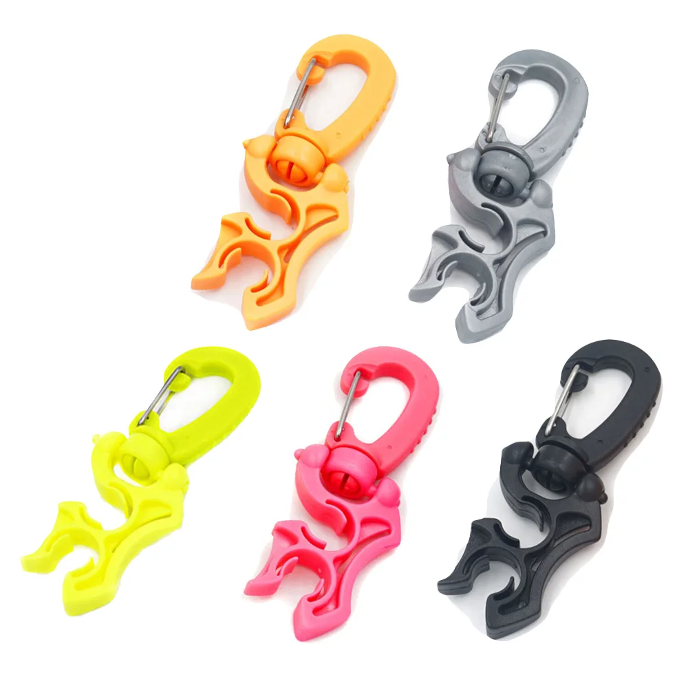 High Quality Scuba Diving Regulator Easy Snap Design Double BCD Hose Holder 100x35mm Silicone Scuba Diving Buckle Hook Accessory
High Quality Scuba Diving Regulator Easy Snap Design Double BCD Hose Holder 100x35mm Silicone Scuba Diving Buckle Hook Accessory