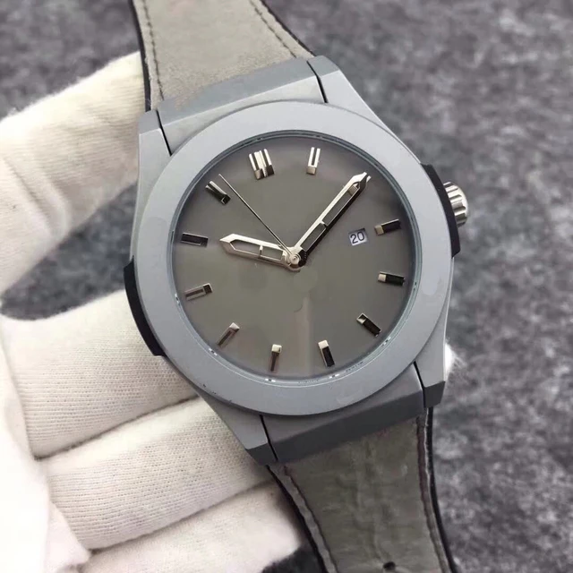 Couple Watches
Couple Watches