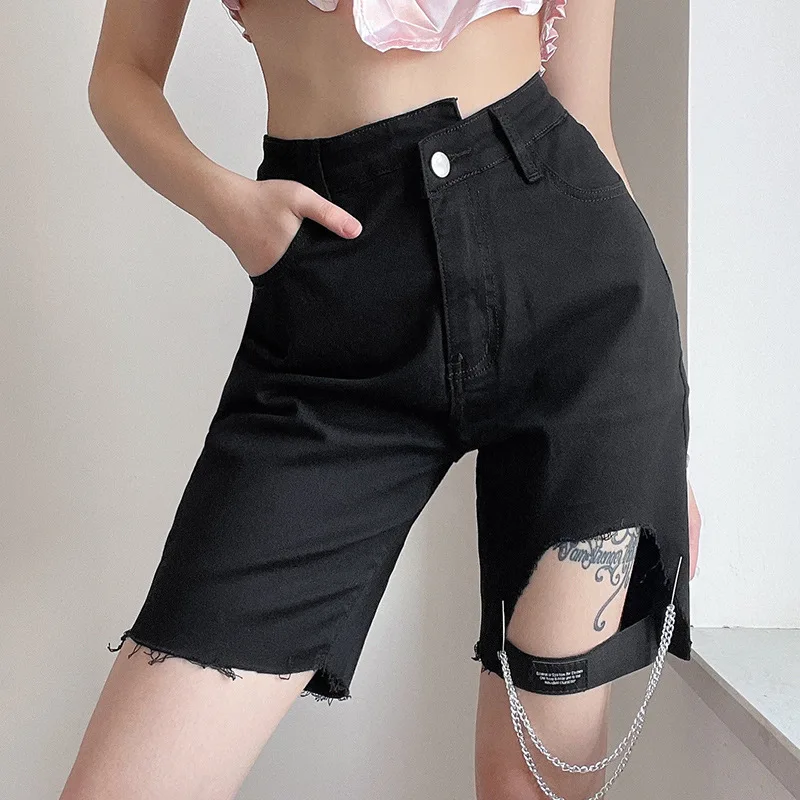 High Waist Leg Loop Slim Cyclist Denim Chain Shorts Jeans Summer Straight Casual Fashion Women Denim Shorts Zipper 2021 
High Waist Leg Loop Slim Cyclist Denim Chain Shorts Jeans Summer Straight Casual Fashion Women Denim Shorts Zipper 2021