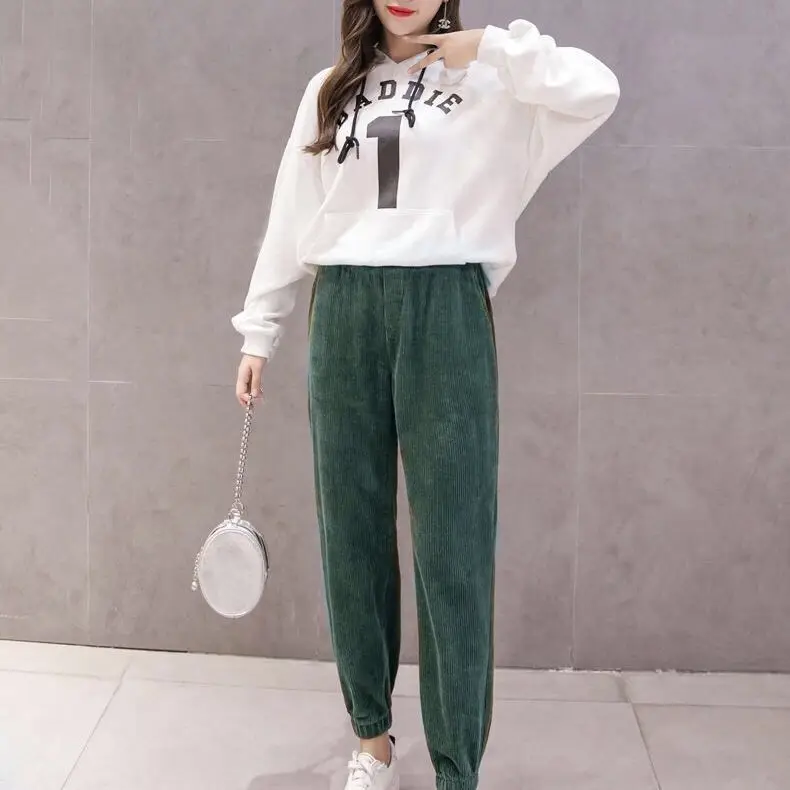 Autumn Winter Corduroy Harem Pants Women Fashion Thickening Casual Ladies' Pants Korean Loose High Waist Trousers Plus Size Y1
Autumn Winter Corduroy Harem Pants Women Fashion Thickening Casual Ladies' Pants Korean Loose High Waist Trousers Plus Size Y1
